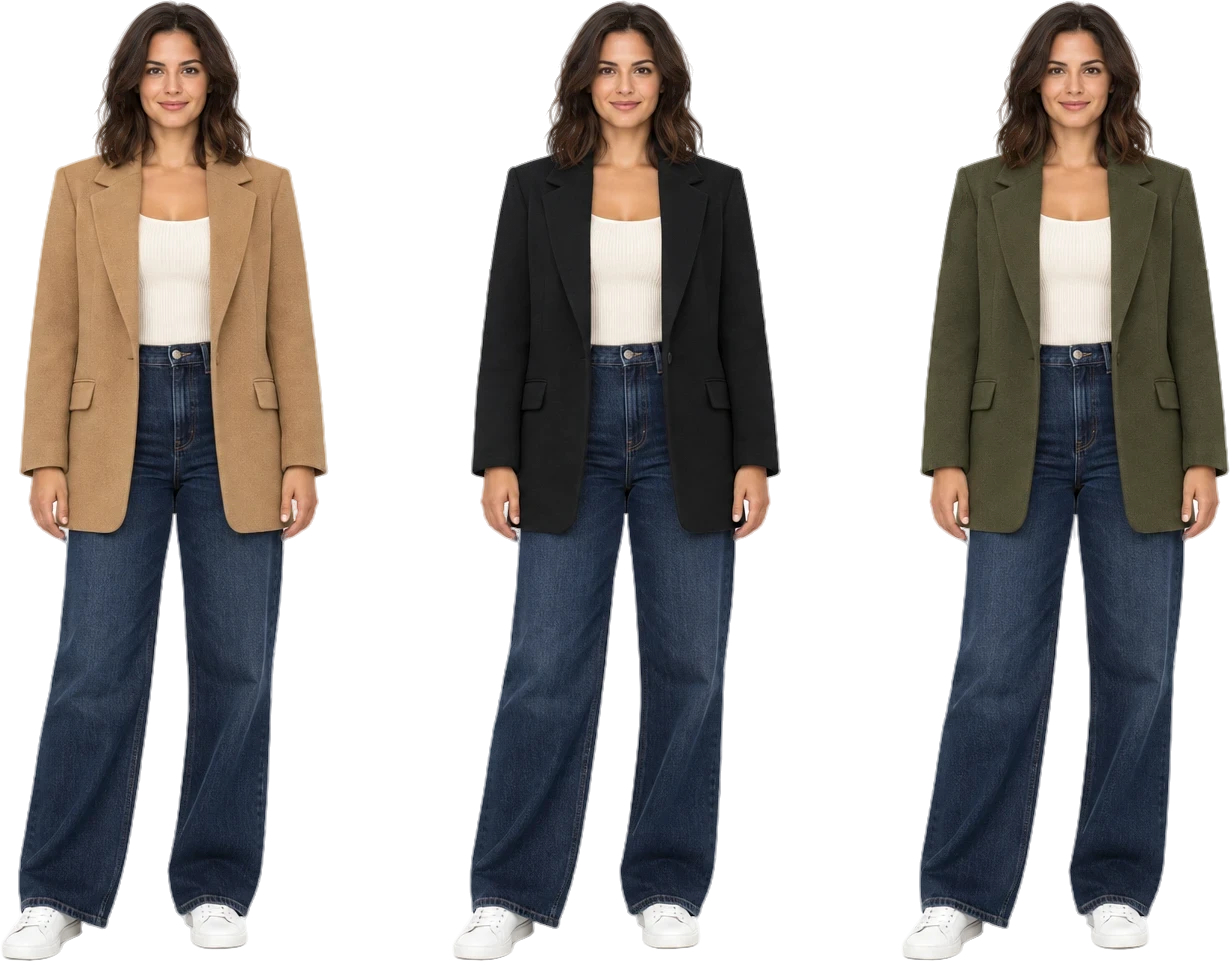 La misma modelo con un blazer amplio en tres colores: camel, negro y oliva, con camiseta de tirantes crema y jeans anchos